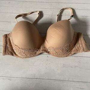 Victoria secret body by Victoria lined strapless bra. Size 36b. New